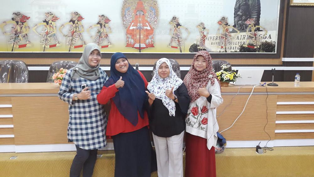 Workshop Literasi Informasi yang diikuti oleh para Pustakawan dari Perpustakaan Perguruan Tinggi di Jawa Timur